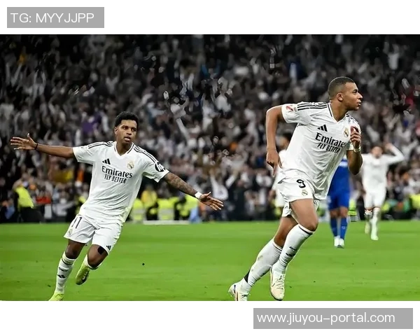 德甲激战:本菲卡凭借红牌争议以1-0战胜皇马精彩集锦回顾 德甲激战:本菲卡凭借红牌争议以1-0战胜皇马精彩集锦回顾