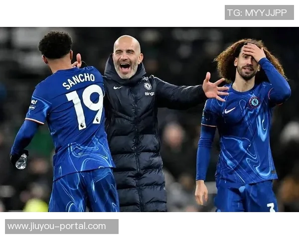 德甲精彩对决热刺与那不勒斯握手言和转会传闻引发关注 德甲精彩对决热刺与那不勒斯握手言和转会传闻引发关注