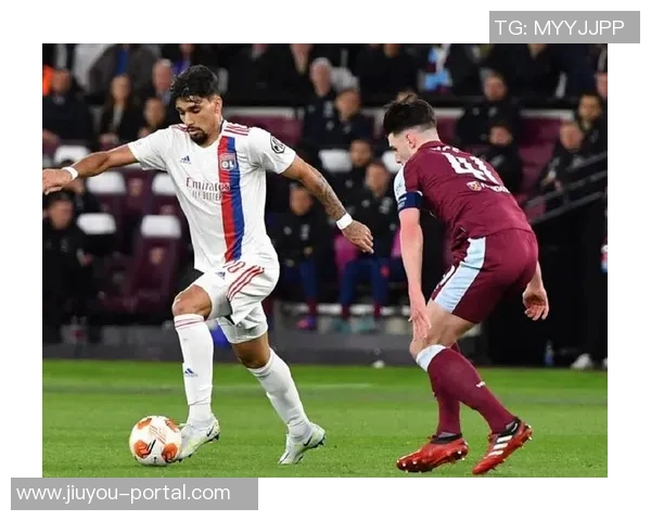 德甲精彩对决里昂逆转巴黎圣日耳曼神扑瞬间引发全场狂欢与转会传闻