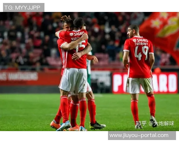 中超焦点战曼联与波尔图握手言和帽子戏法引发全场热烈反响